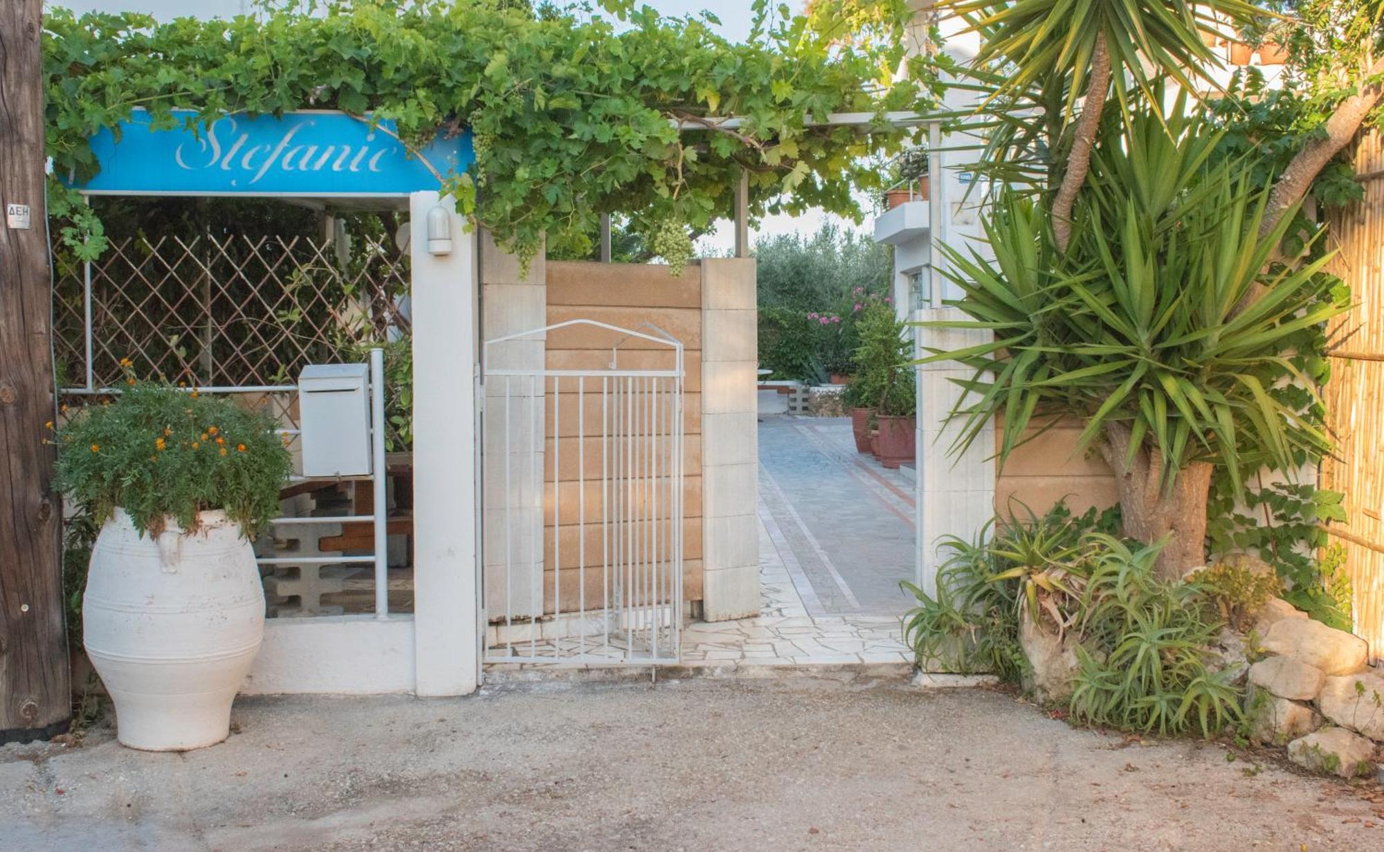 Stefanie Studios Ajía Marína Kültér fotó